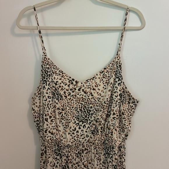 Cheetah Maxi Dress - Picture 2 of 5